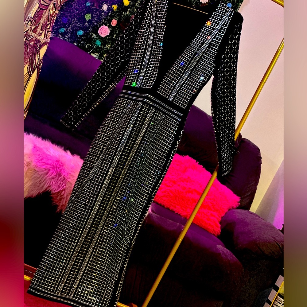 Long luxury long sleeve dresses